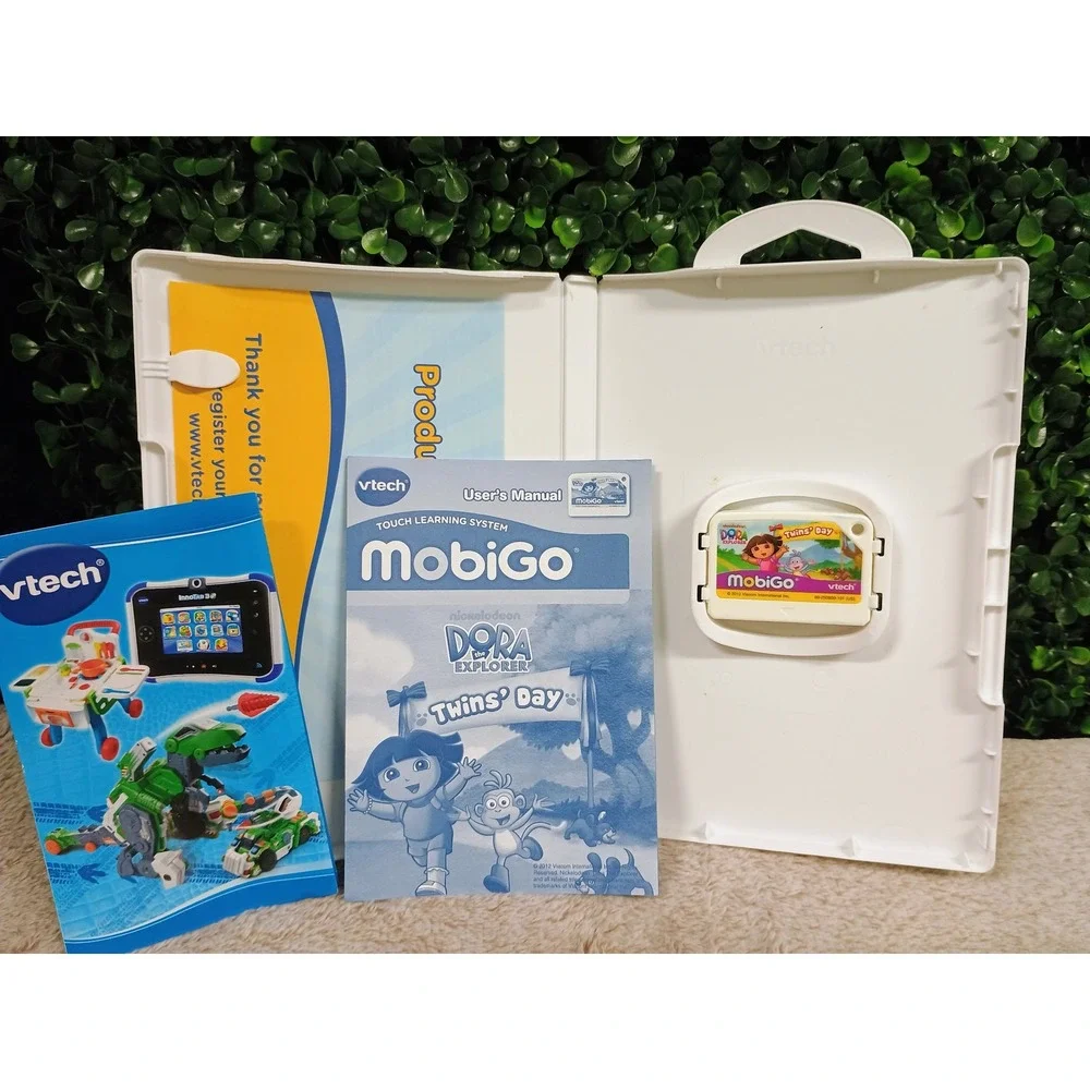 VTech‎ MobiGo Dora the Explorer Twins Day Game Cartridge with Case and Manual